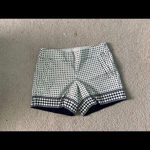 Spotted shorts
